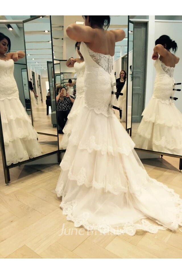 Chic Tulle Lace Mermaid Tiered Wedding Dress Zipper