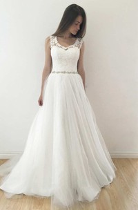 V-Neck Sleeveless A-Line Tulle Pleated Wedding Dress With Keyhole And Beaded Waist