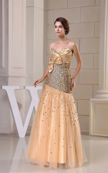 Glamorous Sweetheart Ruched Tulle Dress with Bow and Crystal Detailing