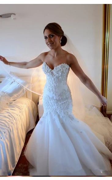 Sexy Mermaid Tulle Appliques Wedding Dress Long Train With Ruffles
