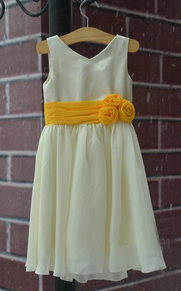 Sleeveless V-neck Chiffon Dress With Ruched Flower Belt