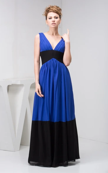 Two-Tone Chiffon Plunged Maxi Dress with Pleats