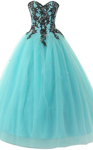 Sweetheart A-line Ball Gown With Appliques and Beadings