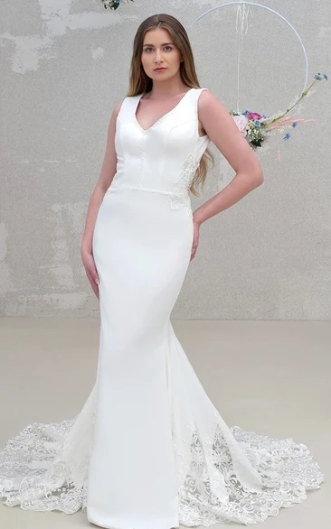 Modern Mermaid Floor-length Sleeveless Satin Wedding Dress with Appliques