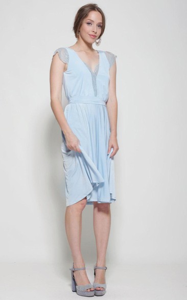 Knee-length Bell Sleeve Chiffon&Lace Dress