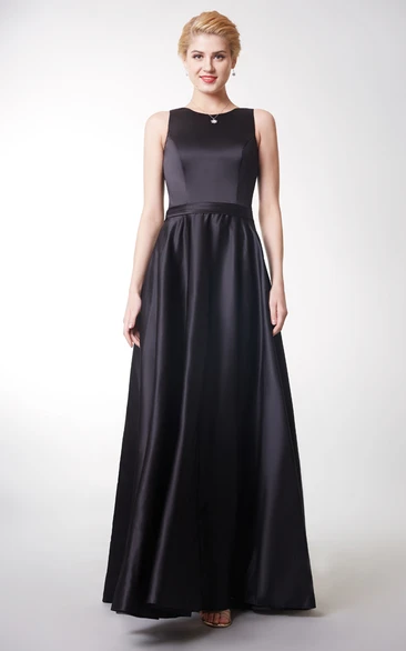 Wonderful Sleeveless Pleated Satin Gown With Zipper Back