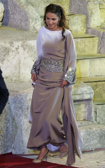 Elegant Bateau Long Sleeve Prom Dress With Sequins