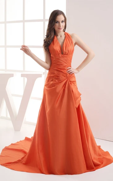 Plunged Floor-Length Dress with Central Ruching and Halter