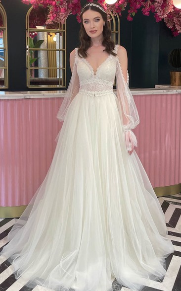 Casual A Line Scalloped Tulle Sweep Train Wedding Dress with Appliques