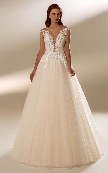 Sexy Ball Gown Plunging Neck Bridal Gown with Appliques