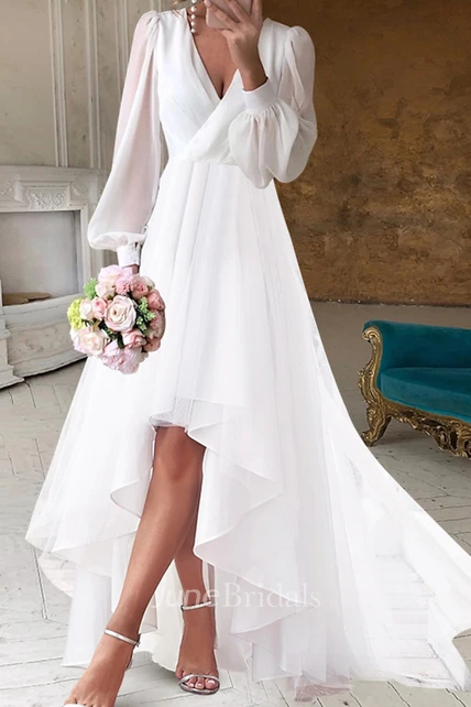 Simple Modest A-Line Poet Long Sleeve Fall Autumn Wedding Dress