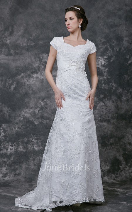 Breathtaking Sweetheart Lace-appliqued and English Net Gown With Ruched ...