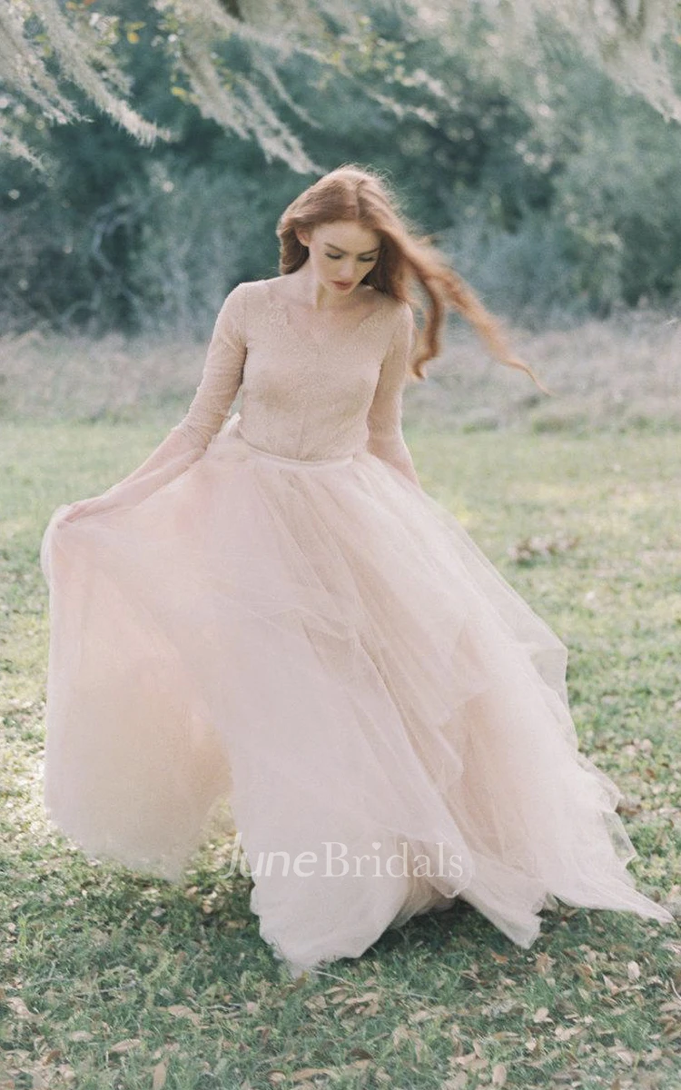 Nude Tulle Wedding Skirt Peony Weddig Dress and Vintage Gold Leafy Blonde Hair Holiday Hair Accessories
