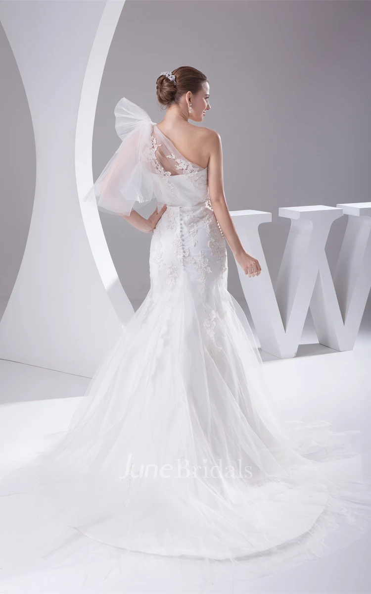 One-Shoulder Tulle Mermaid Dress with Ribbon and Appliques