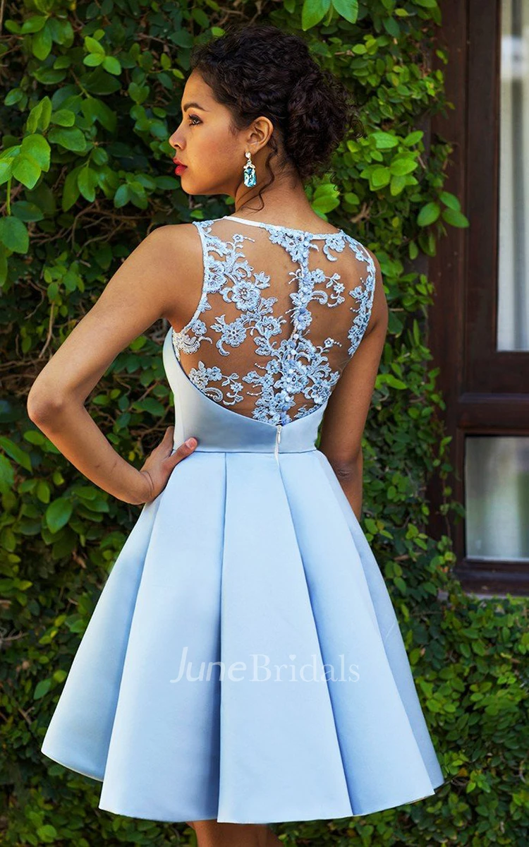 Sexy A Line Satin Bateau Sleeveless Cocktail Homecoming Dress with Lace and Pleats