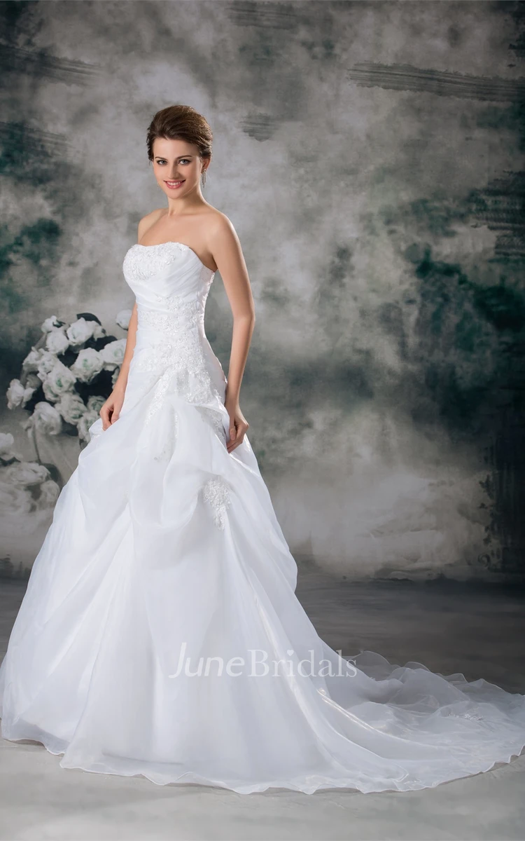 strapless pick-up ball lace gown with court train and appliques