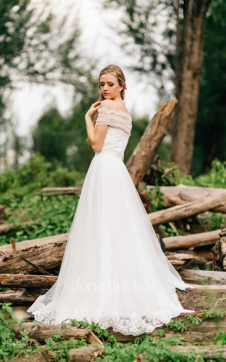 Sweetheart A-Line Tulle Wedding Dress and Handmade Pearl Crystal Flower Leaves Vines Edge Folder