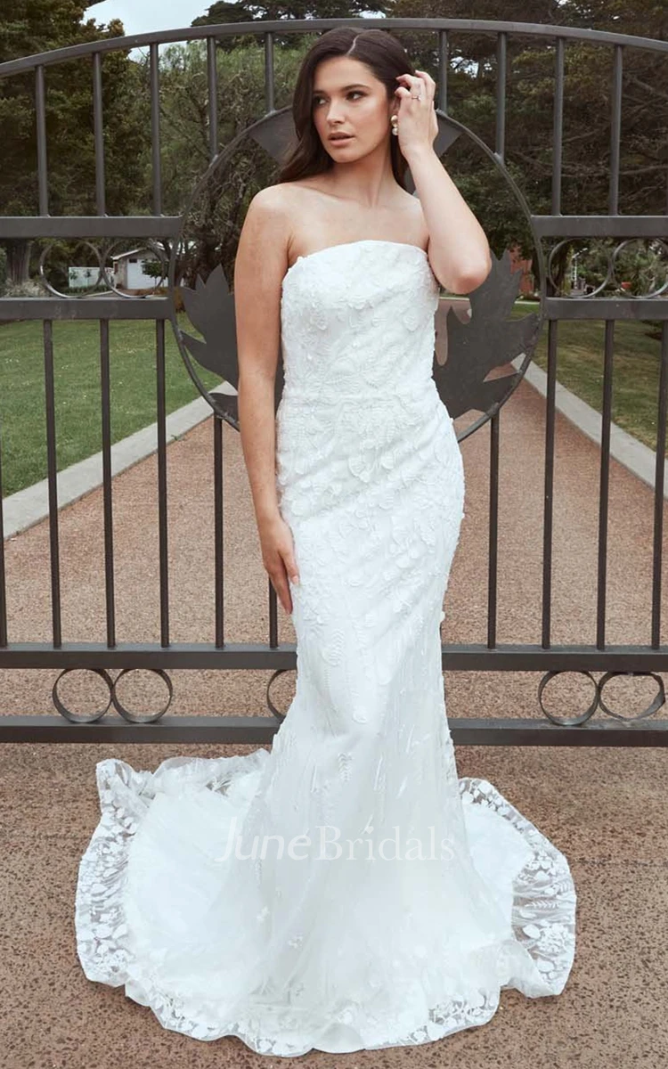Sexy Mermaid Lace Strapless Floor-length Wedding Dress