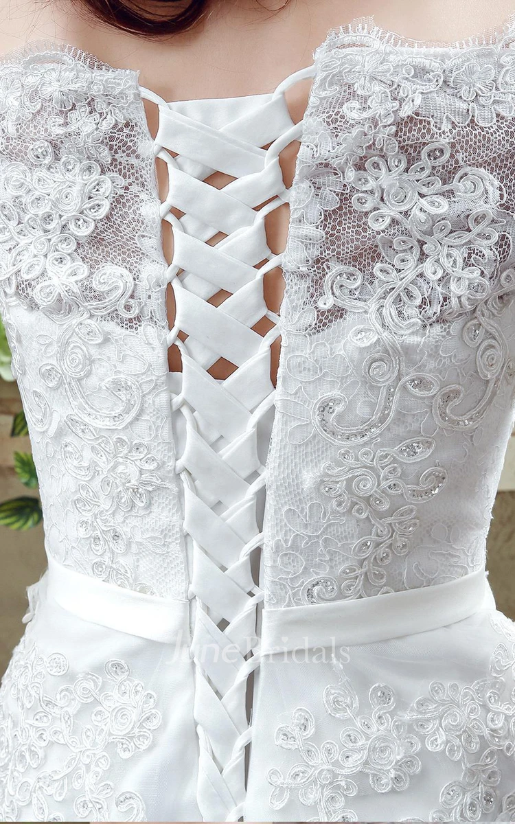 Elegant Off-the-shoulder Lace Appliques Wedding Dress Bowknot Lace-up