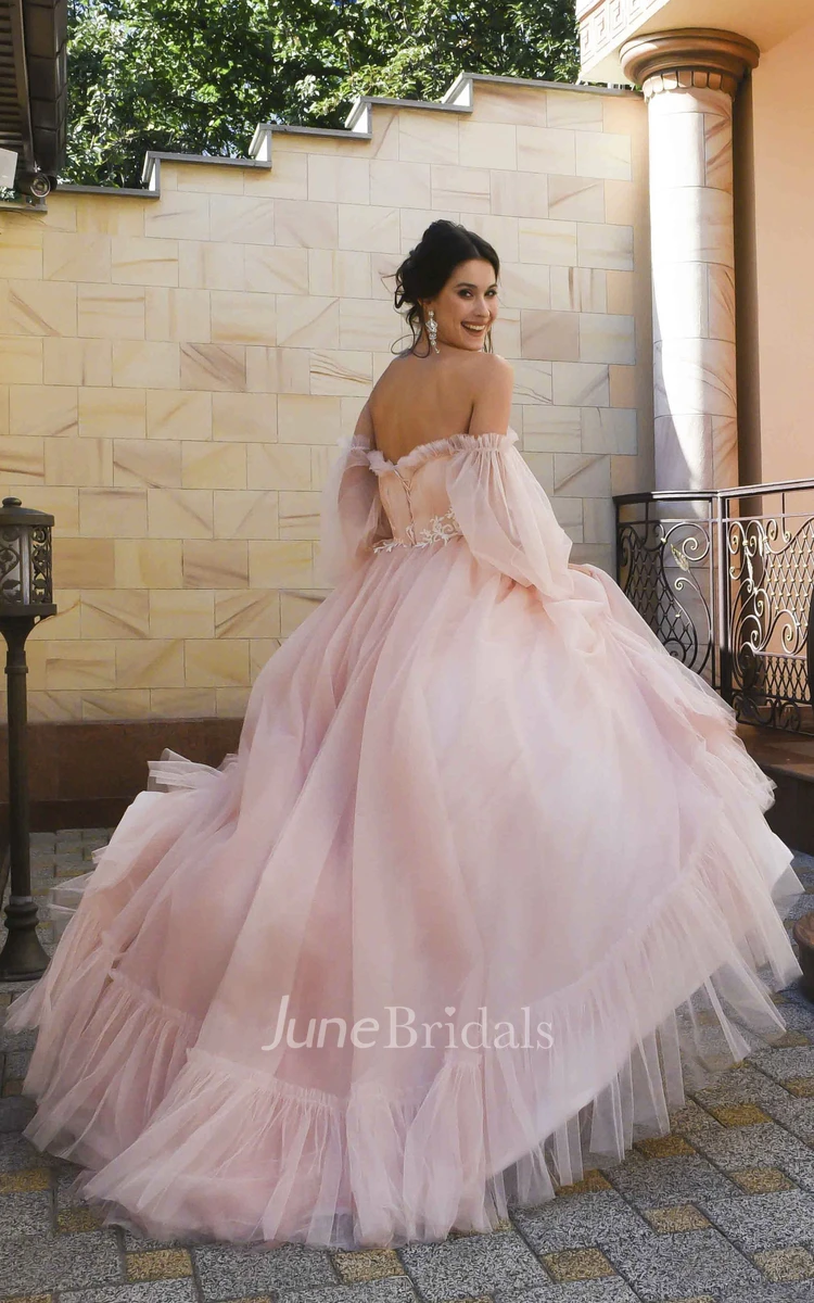 Off-shoulder Charming Sweetheart Tulle Wedding Dress With 3/4 Poet Sleeves