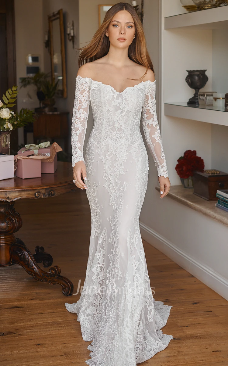 Romantic Mermaid Off-the-shoulder Lace Wedding Dress with Appliques