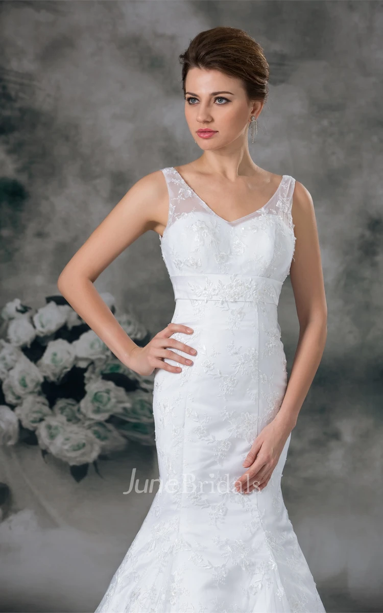 plunged mermaid sleeveless gown with low-v back and lace