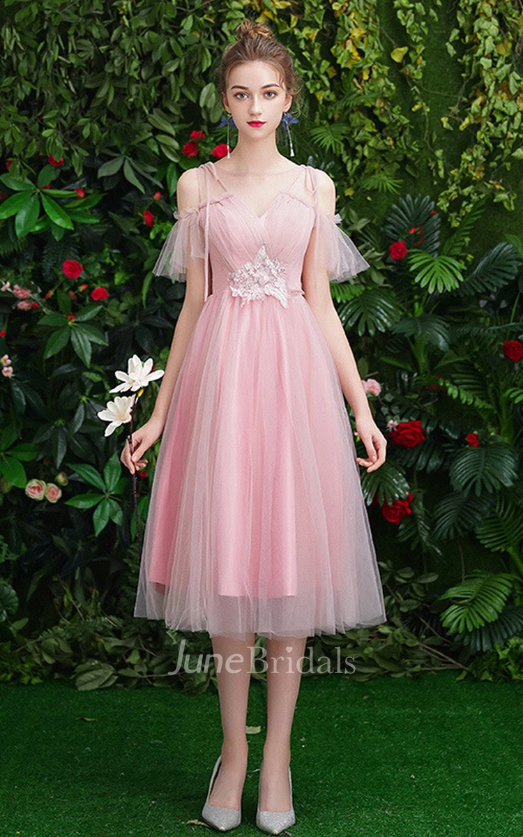 Casual Tulle Off-the-shoulder A Line Homecoming Dress With Appliques