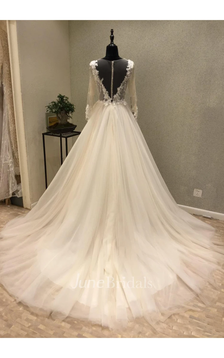 Elegant Floor-Length Sheer Long Sleeve Sexy Appliques Bridal Veil With Court Train