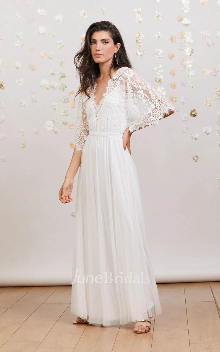 Elegant Romantic Bohemian Lace Wedding Dress with Deep V Neck Open Back Flowy Bridal Gown