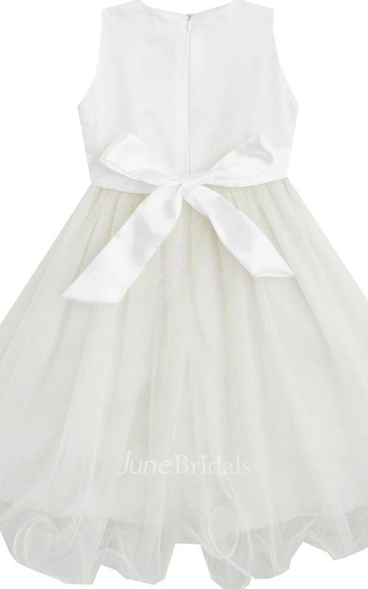 Sleeveless A-line Ruched Dress With Beadings and Bow