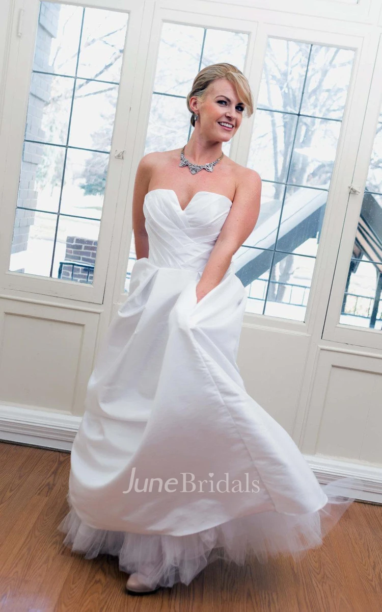 Strapless A-Line Taffeta Wedding Dress With Tulle Lining
