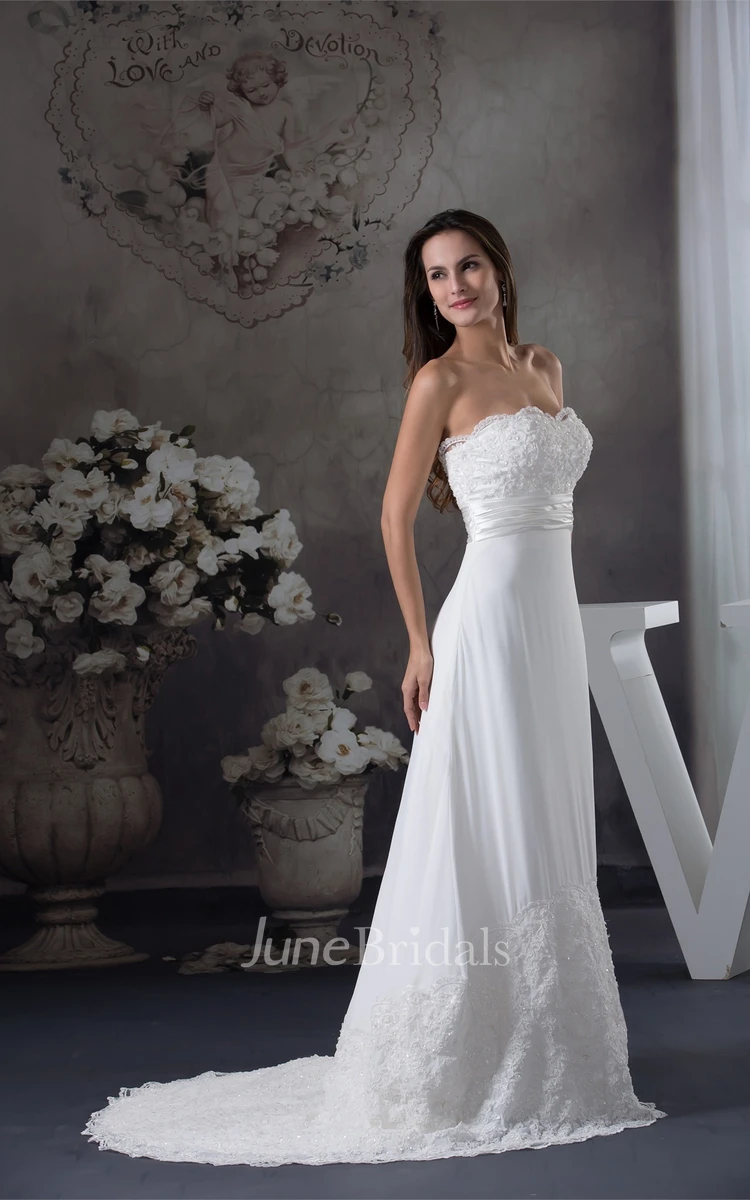 Sweetheart A-Line Maxi Dress with Appliques and Ruched Waist