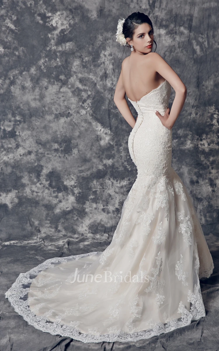 Inspired Sweetheart Mermaid Lace Dress With Scalloped-Edge Back