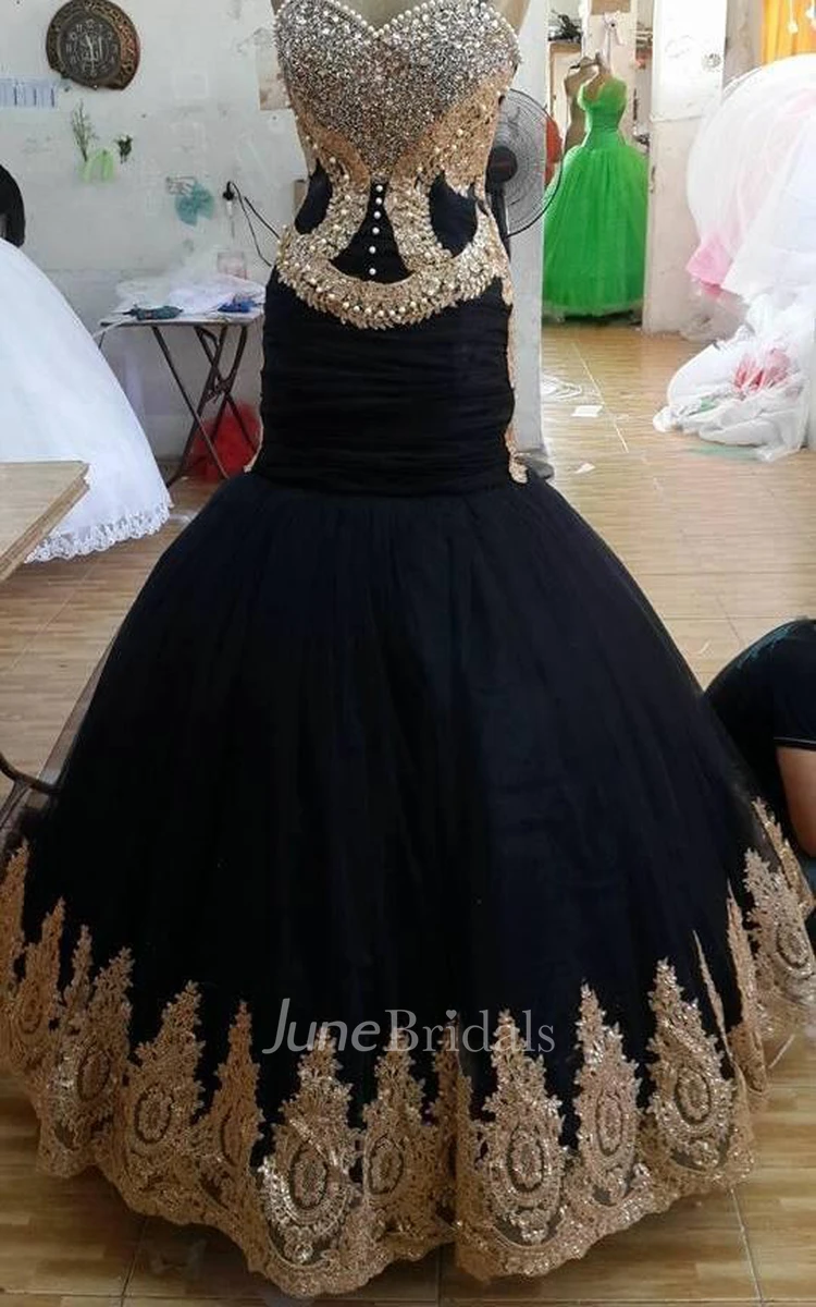 Luxurious Sweetheart Black Prom Dress Mermaid Lace Applique Crystals