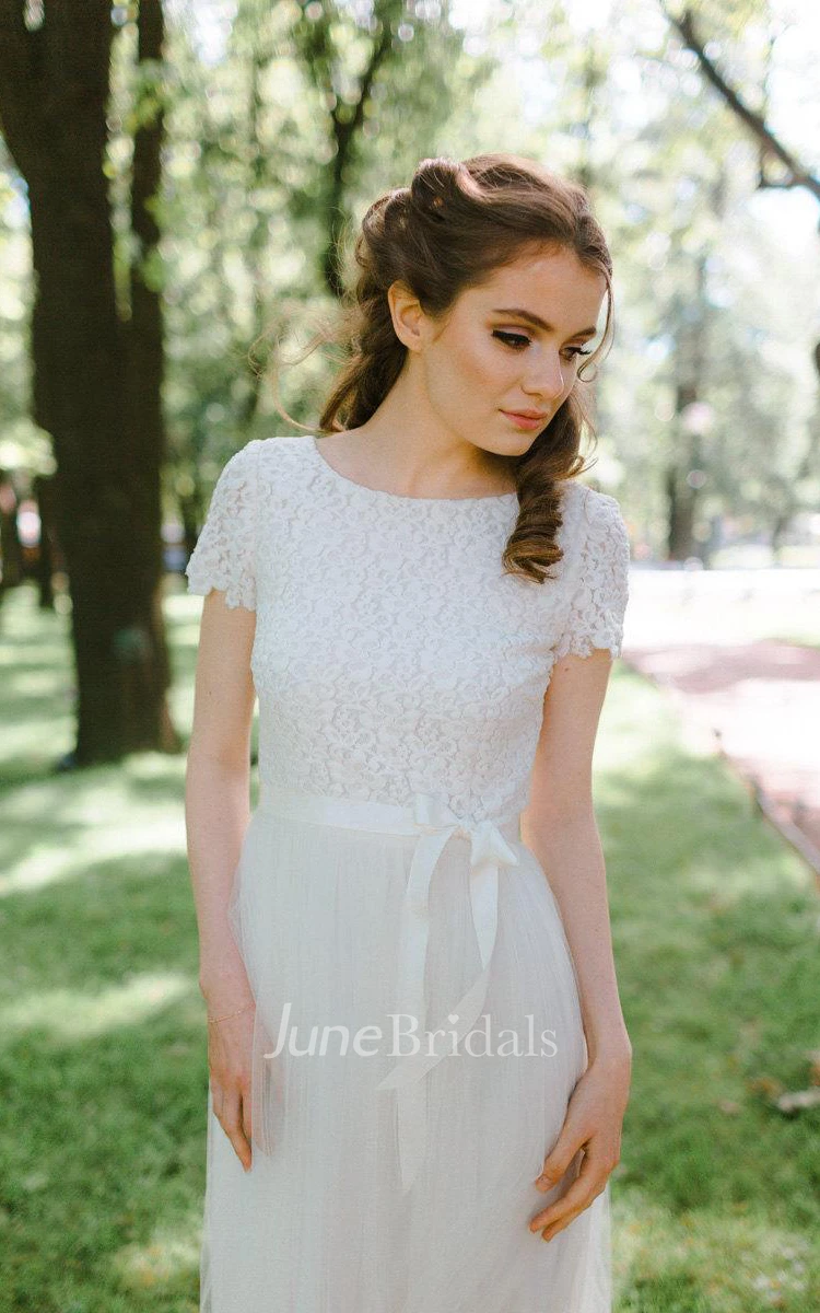 Jewel Neck Short Sleeve Tulle Wedding Dress With Lace Bodice