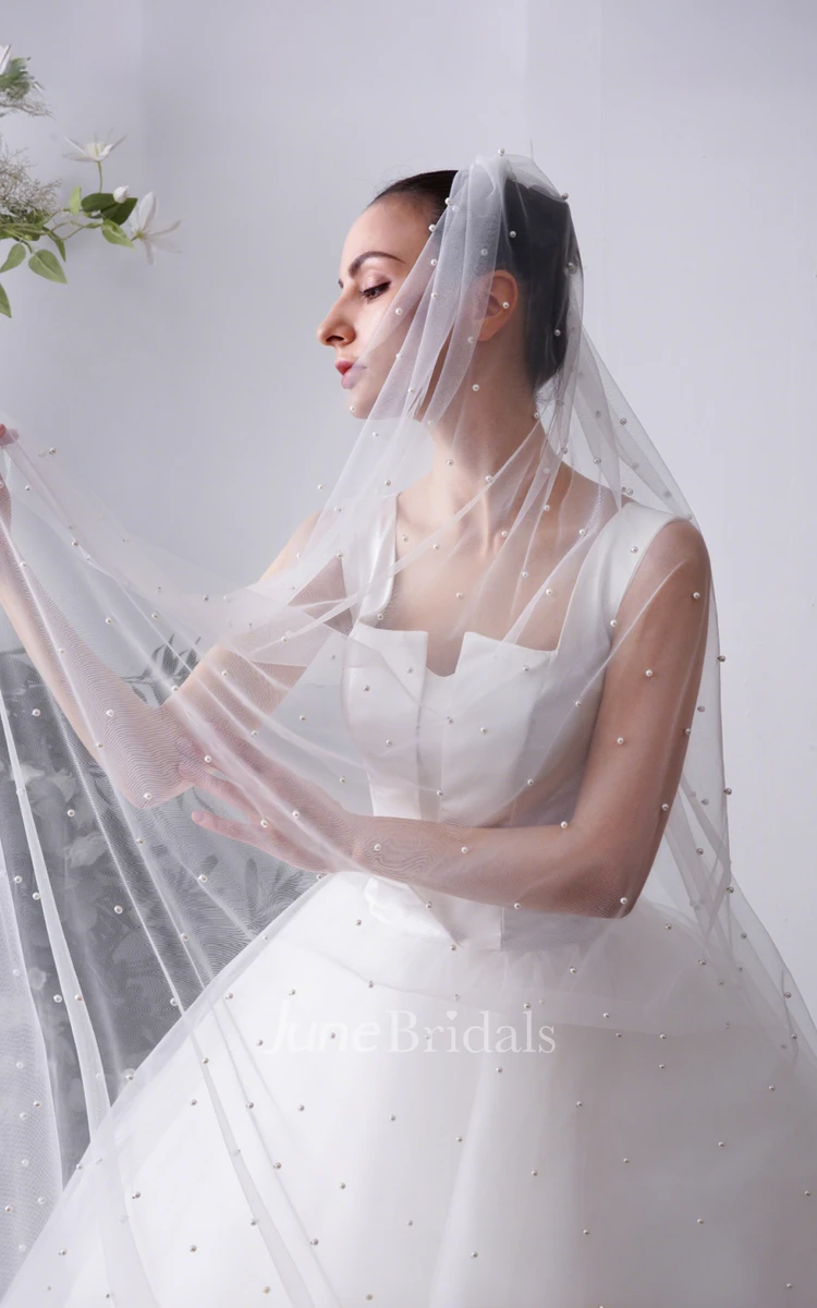 Timeless Elegant One Tier Cathedral Length Pearl Tulle Bridal Veil
