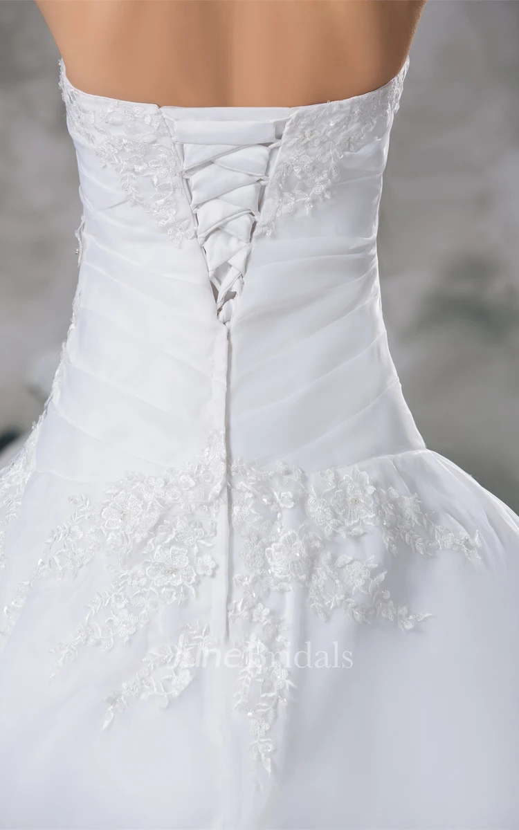 strapless pick-up ball lace gown with court train and appliques