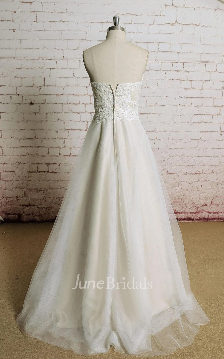 Sweetheart A-Line Tulle Wedding Dress With Champagne Underlay