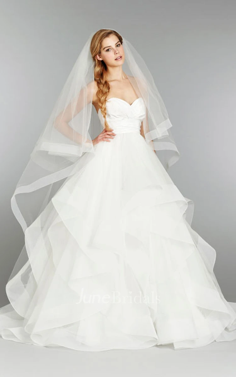 Gorgeous Sweetheart Neckline Tulle Ball Gown With Ruched Waist