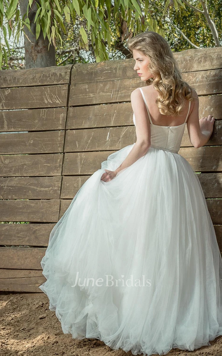 A-Line Tulle Lace Weddig Dress With Bow
