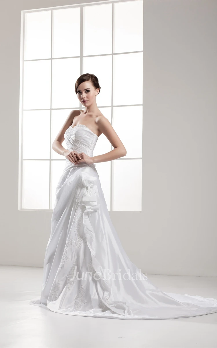 Sweetheart Criss-Cross Pick-Up Gown with Appliques and Flower