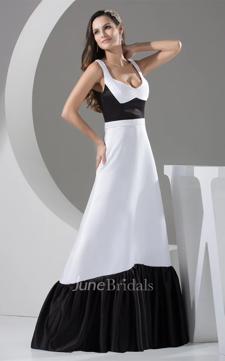 Black-And-White Strapped Floor-Length Dress with Pleats