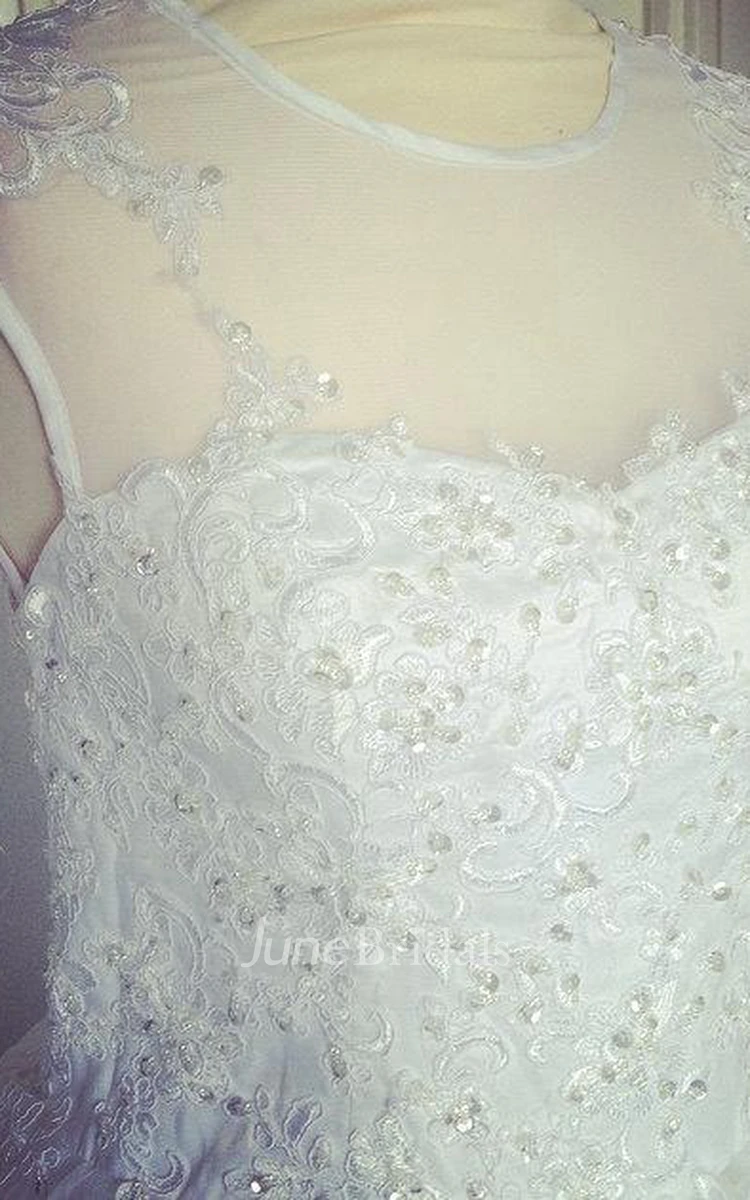 Jewel Neck Short Sleeve A-Line Tulle Wedding Dress With Lace Hem