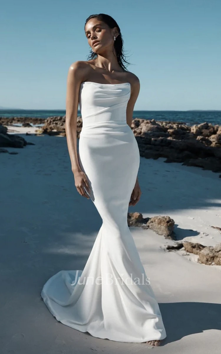 Sexy Elegant Beach Sheath Sleeveless Satin Wedding Dress Modern Western Solid White Button Back Floor Length Bridal Gown