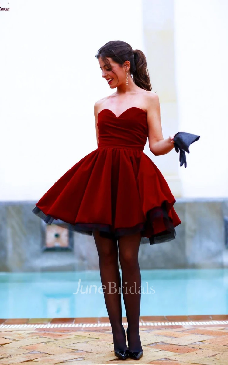 Lovely Sweetheart Burgundy Homecoming Dresses Short Prom Gowns June Bridals