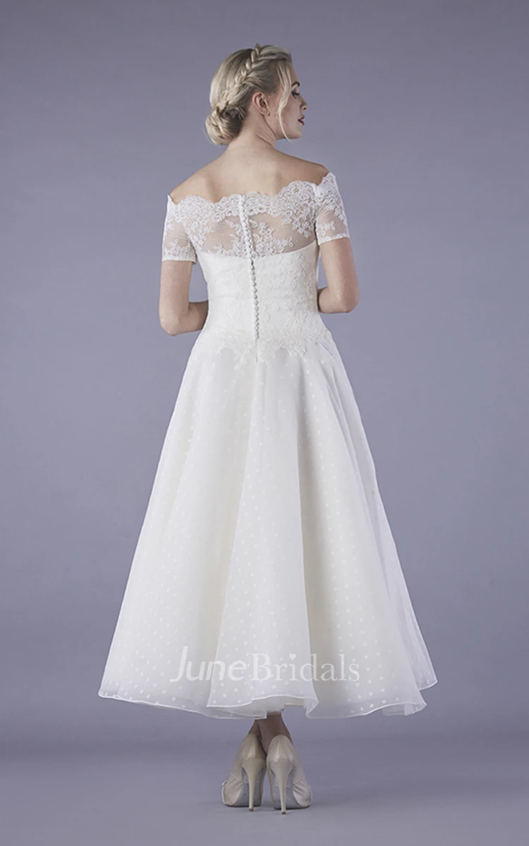 Illusion Lace Vintage Bateau Tulle Ankle Length Wedding Dress With Buttons