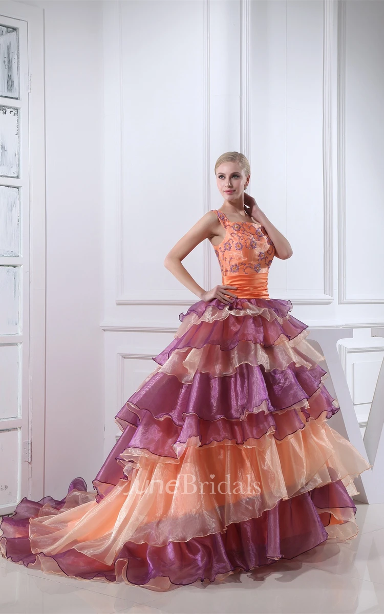 Mute-Color Square-Neck Ball Dress with Appliques and Tiers