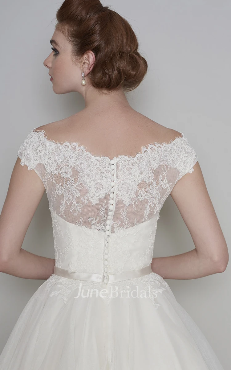 Cap Sleeve Vintage Lace V-neck Tulle Tea length Wedding Dress With Buttons