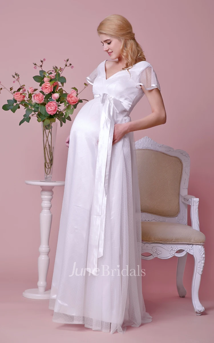 Empire Waist V-neck Short-sleeved Maternity Wedding Dress With Satin Bow