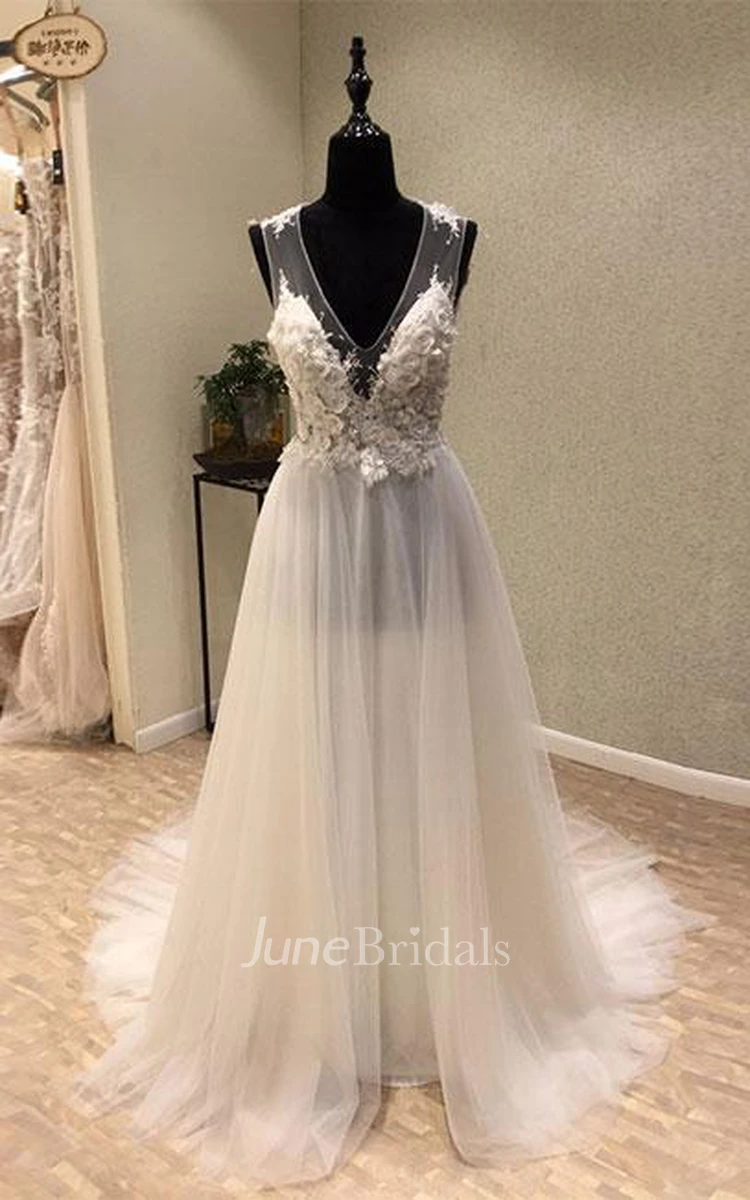 Impressive V-neck Sleeveless Sweep Train Tulle Wedding Dress with Appliques